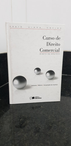 Livro Curso de Direito Comercial - Direito de Empresas