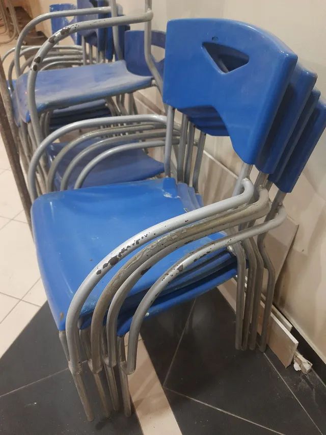 Cadeiras Azuis usadas  - Foto 2
