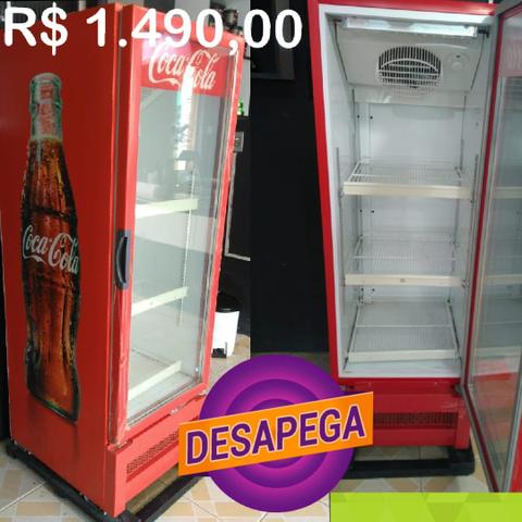 Freezer vertical vermelho coca cola Desapega Uppp Imperdível