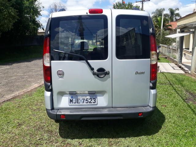 Doblo Attractiv 2012 1.4 6 lugar - Foto 4