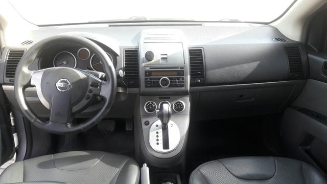 Nissan Sentra CVT 2.0 Capa de Revista - Foto 5