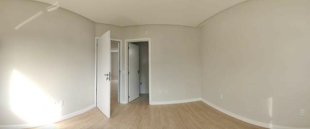 Aluga-se anual casa triplex no Centro de Balneário Camboriú/SC - Foto 6