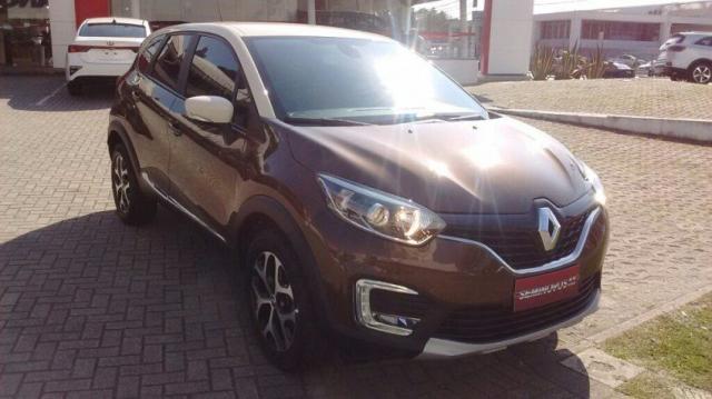 RENAULT CAPTUR INTENSE 1.6 16V SCE CVT X-TRONIC FLEX Marrom 2017/2018