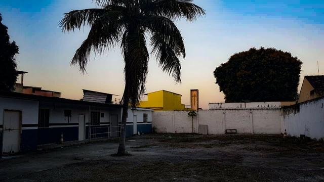 Dois terrenos + Escritório Melhor ponto de Bento Ribeiro - Foto 2