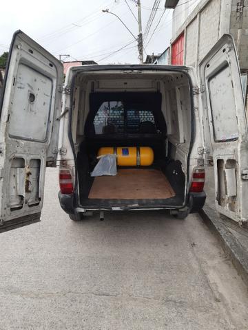 Vendo ou troco por carro de passeio - Foto 6