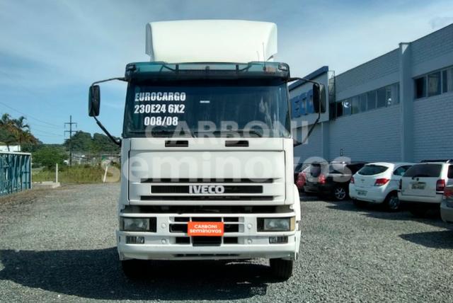 Ectector Ectector 230E24N 6X2, ano 2008/2008