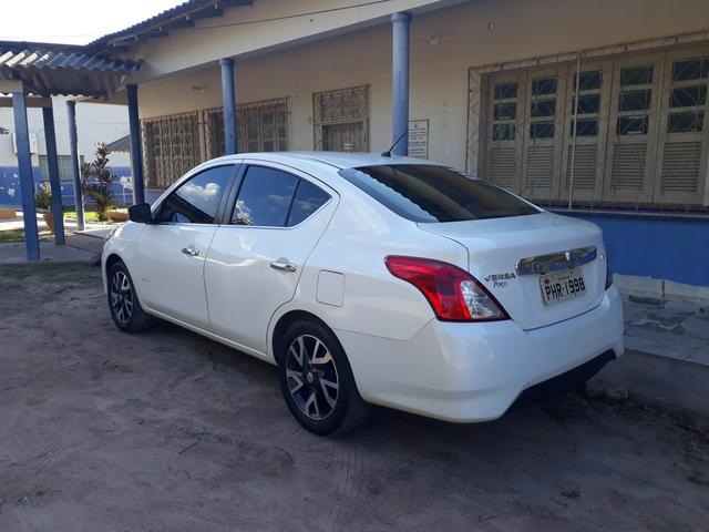 Nissan Versa - Foto 2