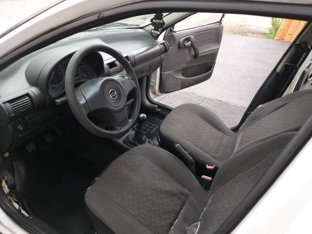 Corsa Sedan Classic 1.0 8 Válvulas - Foto 9