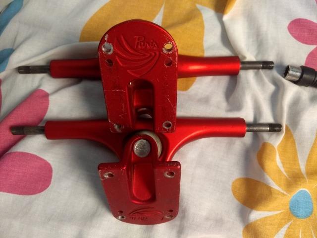 Truck Paris V2 p/ Longboard pouco usado - Foto 2