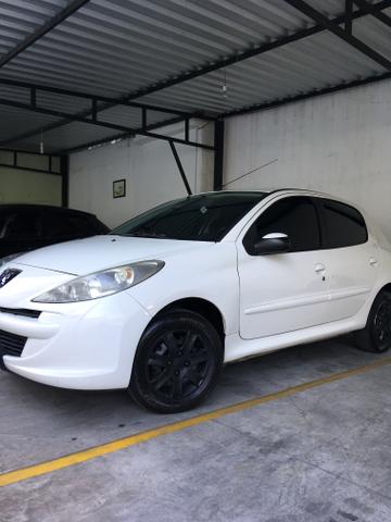 Peugeot 207 1.4 2014 completo - troco kadett GSi - Foto 9