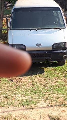 Vende se barato