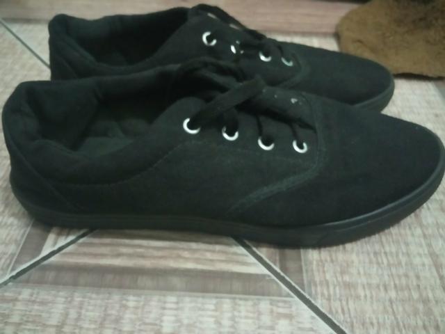 Tênis preto - Foto 2