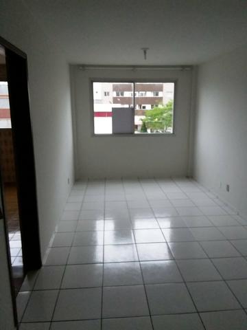 Aluga-se apartamento 2 quartos centro de Itajaí