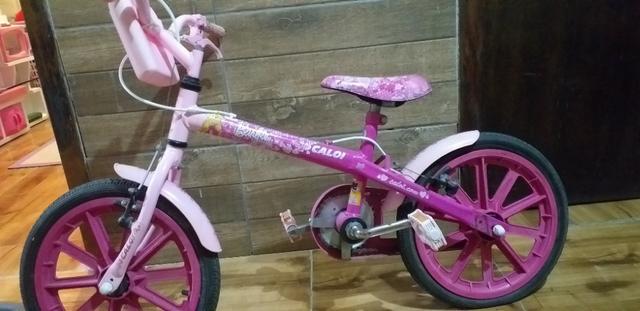 Bicicleta infantil Caloi da barbe