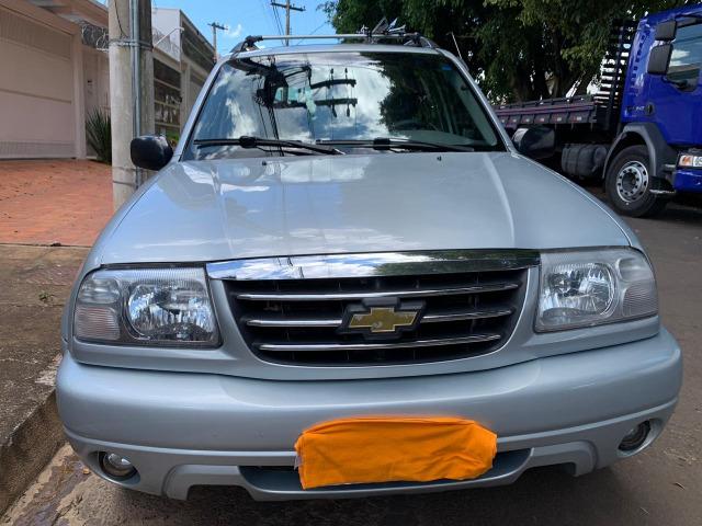 Tracker 2008, novíssima, 4X4, banco de couro, teto solar - Foto 18