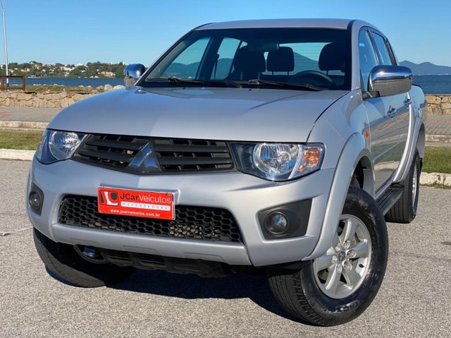 L200 TRITON HLS 2.4 FLEX 16V CD MEC.