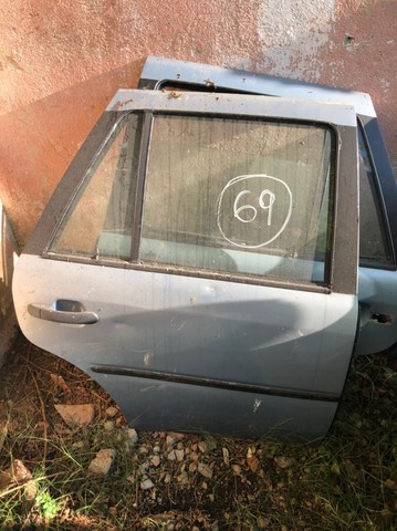 Porta traseira LD Vw Gol 2002 - Foto 2