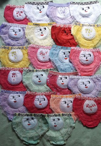 Calcinha "Bunda Rica" R$10 em algodão