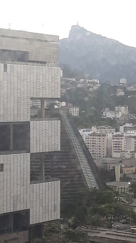 Sala comercial, Centro