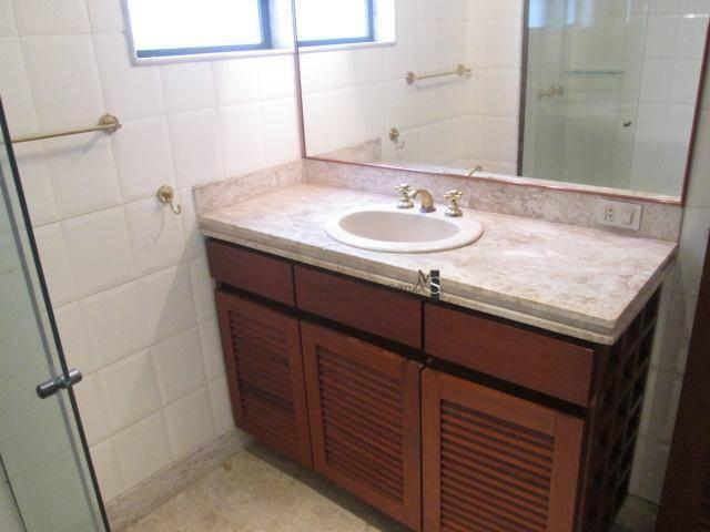 Apartamento com 3 dormitórios para alugar, 130 m² por R$ 3.700/mês - Laranjeiras - Rio de - Foto 4