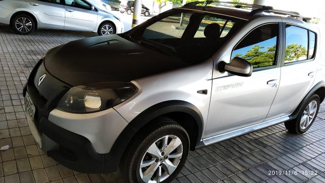 Vendo ou troco por Sandero Stepway 2015 pra cima,com volta em dinheiro - Foto 5