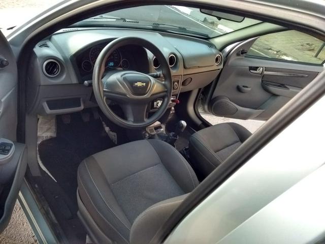 Vende-se Prisma LT 1.4 - Foto 3