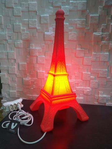 Luminária torre Eiffel
