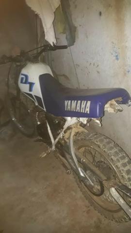 Moto DT 180