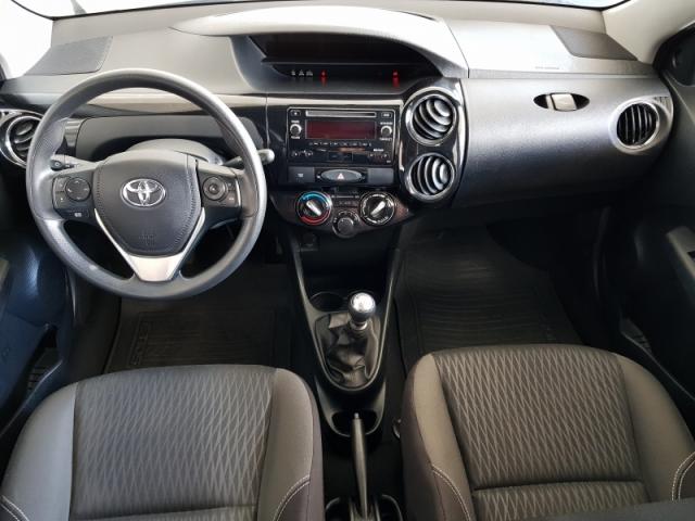 TOYOTA ETIOS 1.3 X 16V FLEX 4P MANUAL. - Foto 5