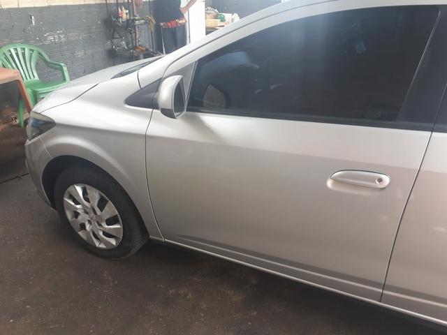 Vendo lindo prisma 1.4 com GNV 5 geração telefone para contato * - Foto 4