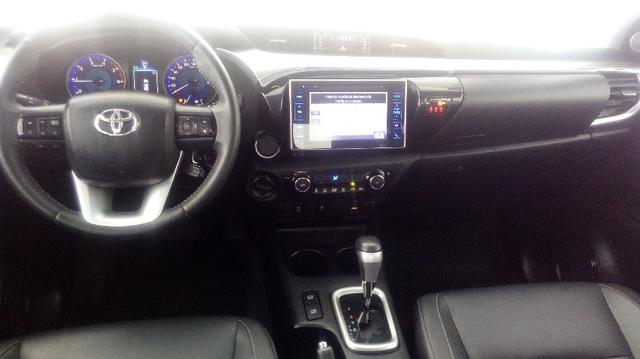 Hilux cd srv 4x4 diesel automática - Foto 14