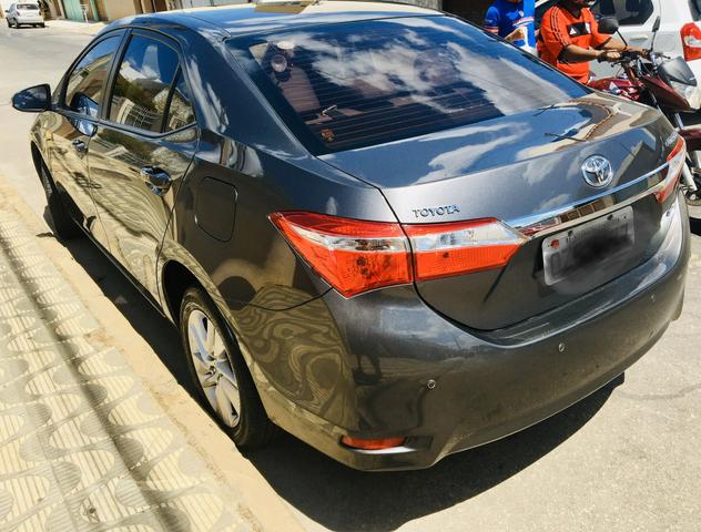 Vendo corolla gli 1.8 manual 2014/2015 - Foto 5