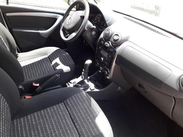 Sandero 1.0 Expression 16V Flex 4P Manual - 2014 - Foto 5