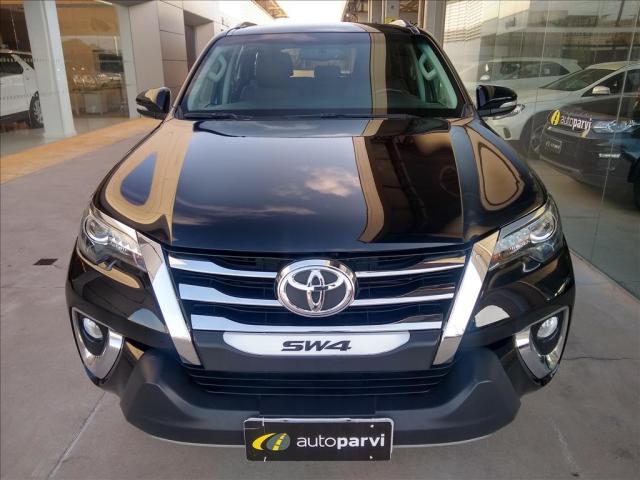 TOYOTA HILUX SW4 2.8 SRX 4X4 7 LUGARES 16V TURBO INTERCOOLER DIESEL 4P AUTOMÁTICO - Foto 9