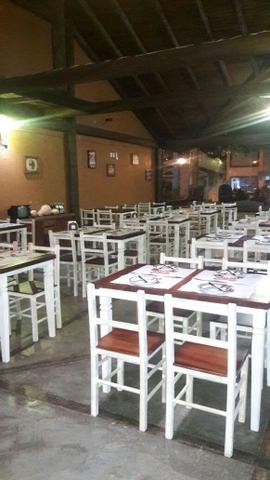 Mesa rústica para restaurante com 4 cadeiras