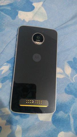 Moto z play so tem que colocar uma tela nova - Foto 2