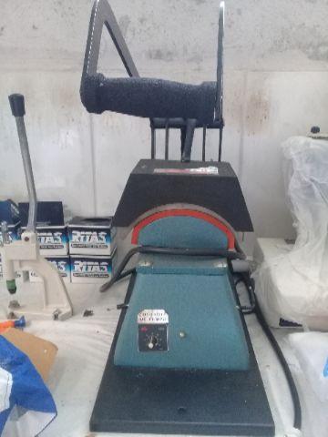 Máquina para estampar bonés