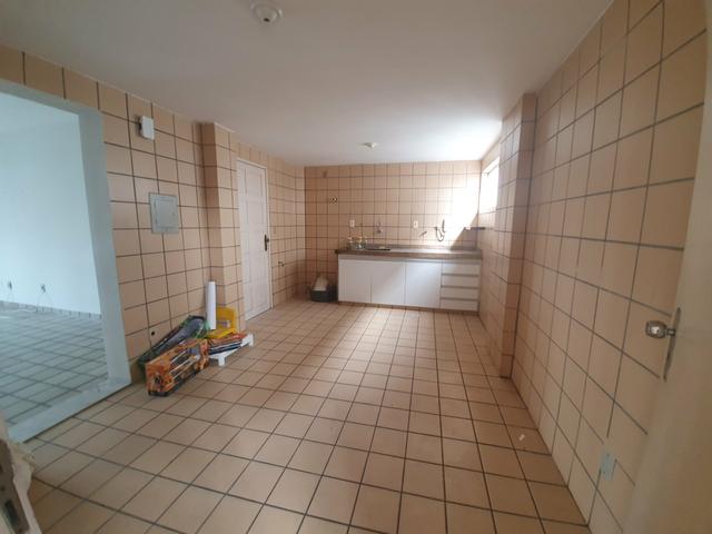 Apartamento espaçoso 3/4 sendo 1 suite - barro vermelho - Foto 4