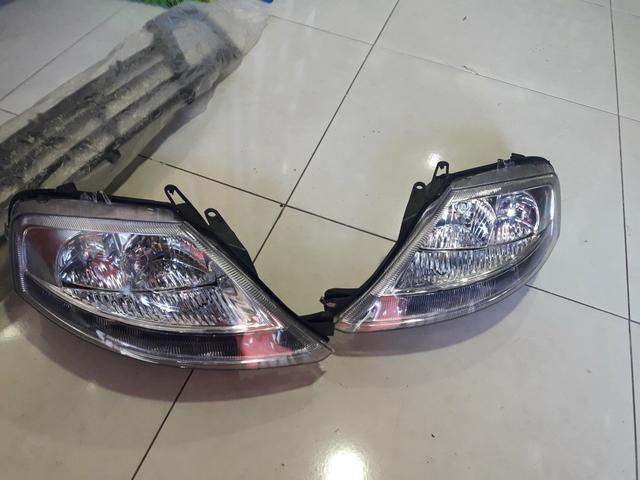 Par de farol Citroen C3