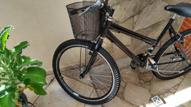 Bicicleta feminina novinha, com nota fiscal - Foto 5