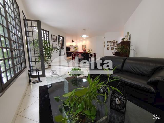 Casa à venda com 3 dormitórios em Jardim karaíba, Uberlândia cod:33979 - Foto 2
