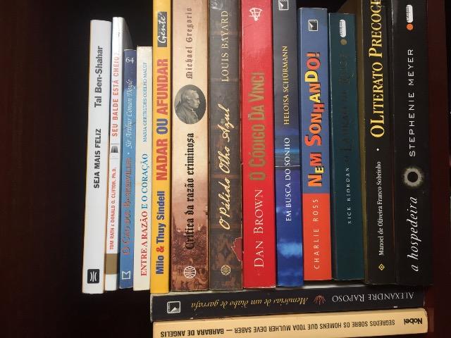 Livros - Foto 2