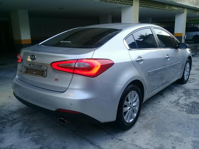 Kia Motors Cerato 1 6 16v Flex Aut 2014