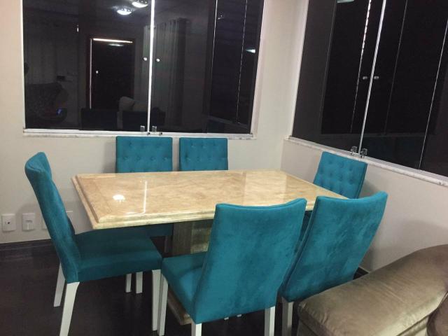 Mesa 1,60 x 90cm com 6 cadeiras capitonê, alto padrão