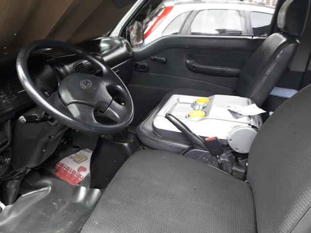 H100 2001 GL 12 Lugares 20.199,00 *IPVA Pago - Foto 6