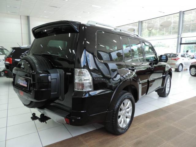 Mitsubishi Pajero 3.2 HPE 4X4 Diesel - Foto 6