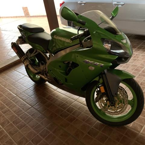 Moto Kawasaki Supersport 2002 - Foto 3
