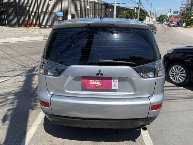 Mitsubishi outlander 4x4 Automatica - Foto 6