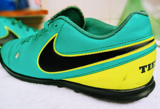 chuteira society nike tamanho 40