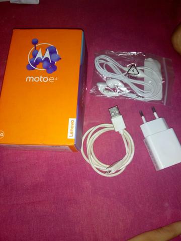 Motorola E4 - Foto 2